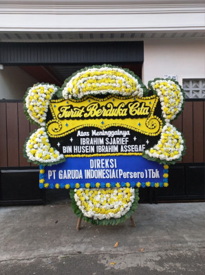 Papan Bunga Duka di Dolo Selatan